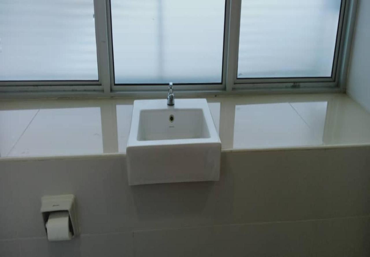 1Acs Residence Kuching Luaran gambar