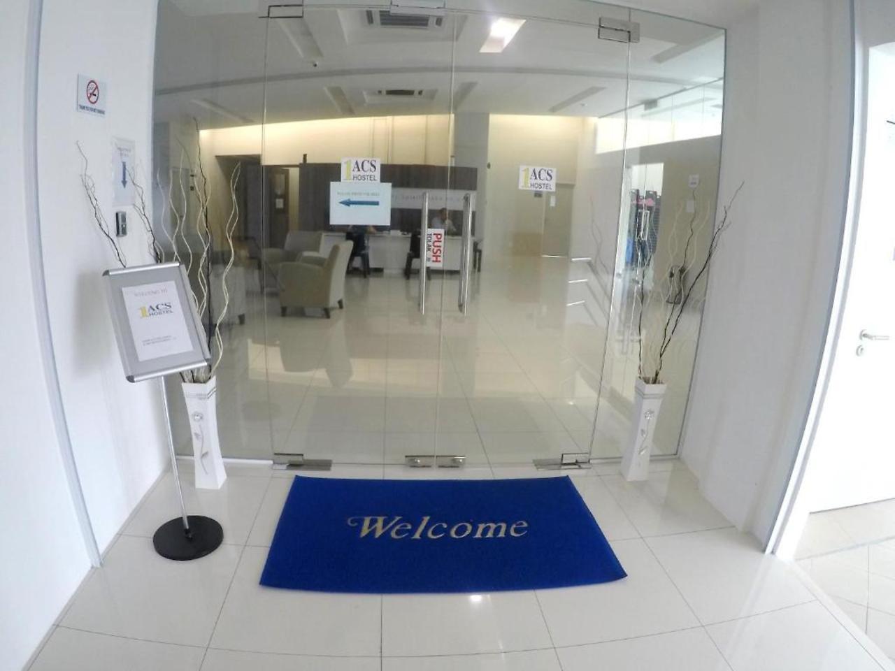 1Acs Residence Kuching Luaran gambar