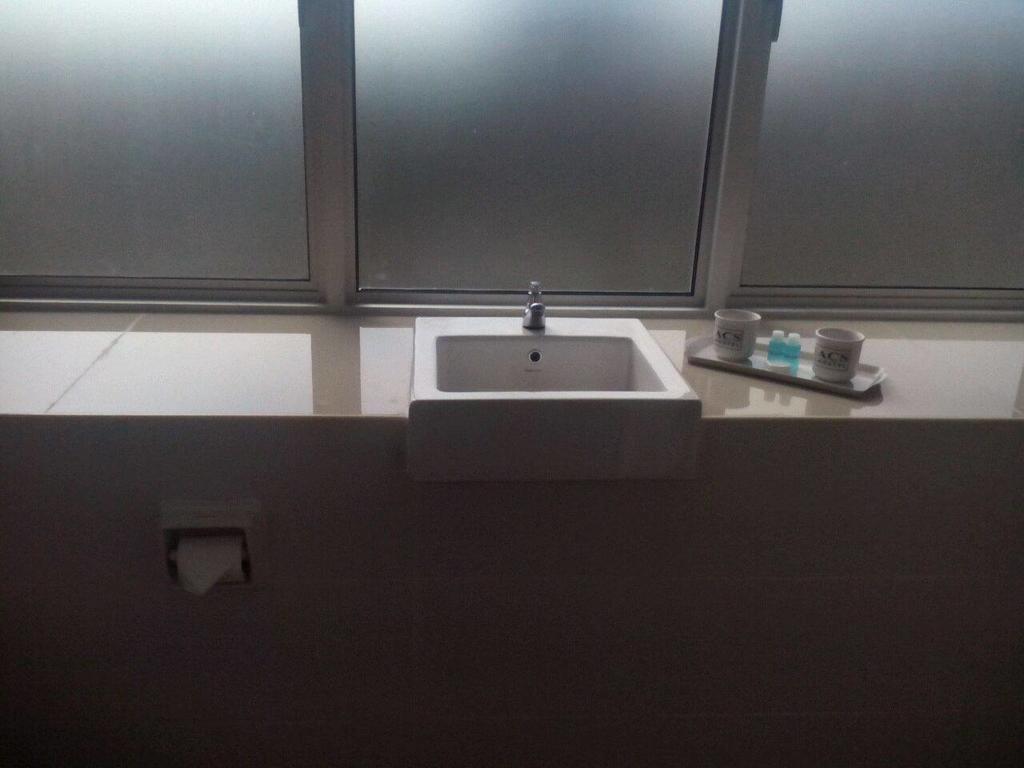 1Acs Residence Kuching Bilik gambar