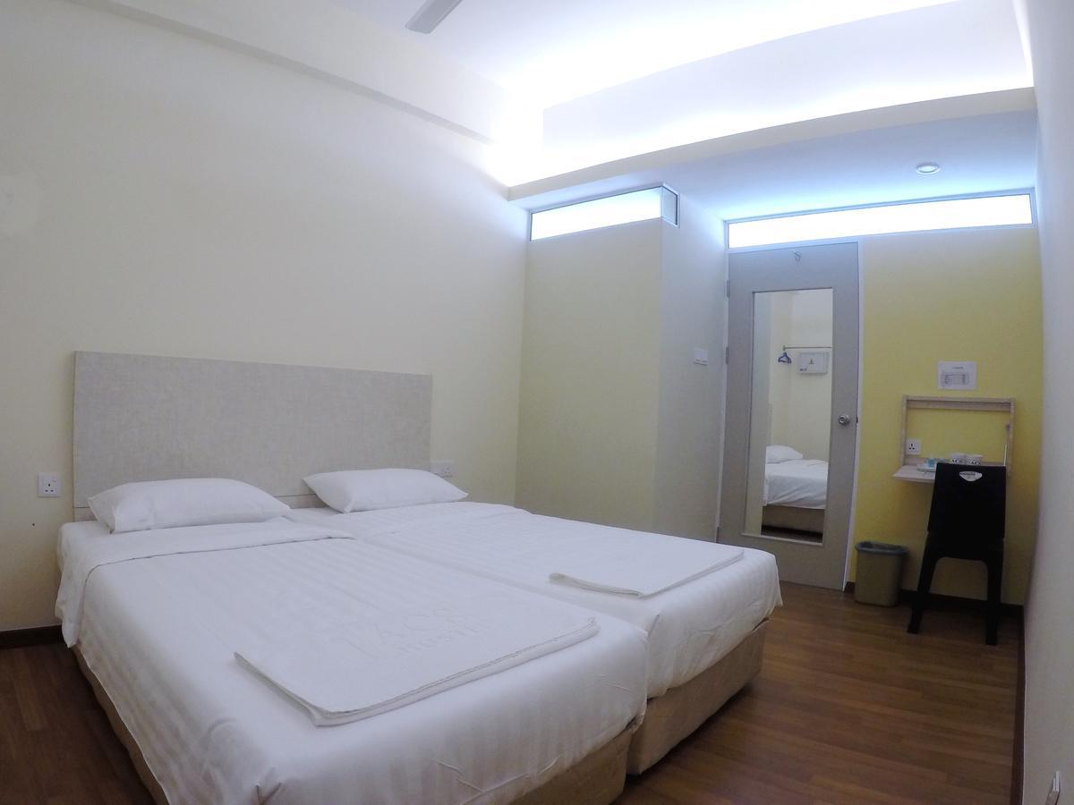 1Acs Residence Kuching Luaran gambar